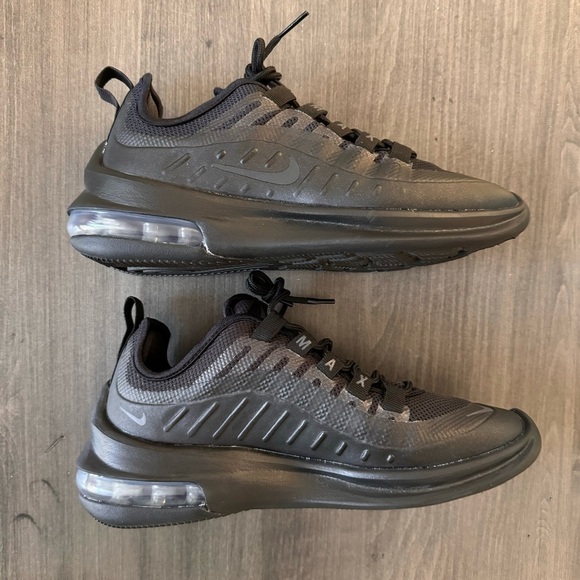 Nike Air Max Axis Black Anthracite sneakers shoes size women 5 NWOT - Picture 9 of 11